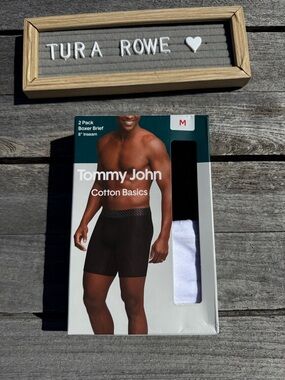 Tommy John Cotton Basics Boxer Briefs 2 Pack Black White 8" Inseam Size M NWT